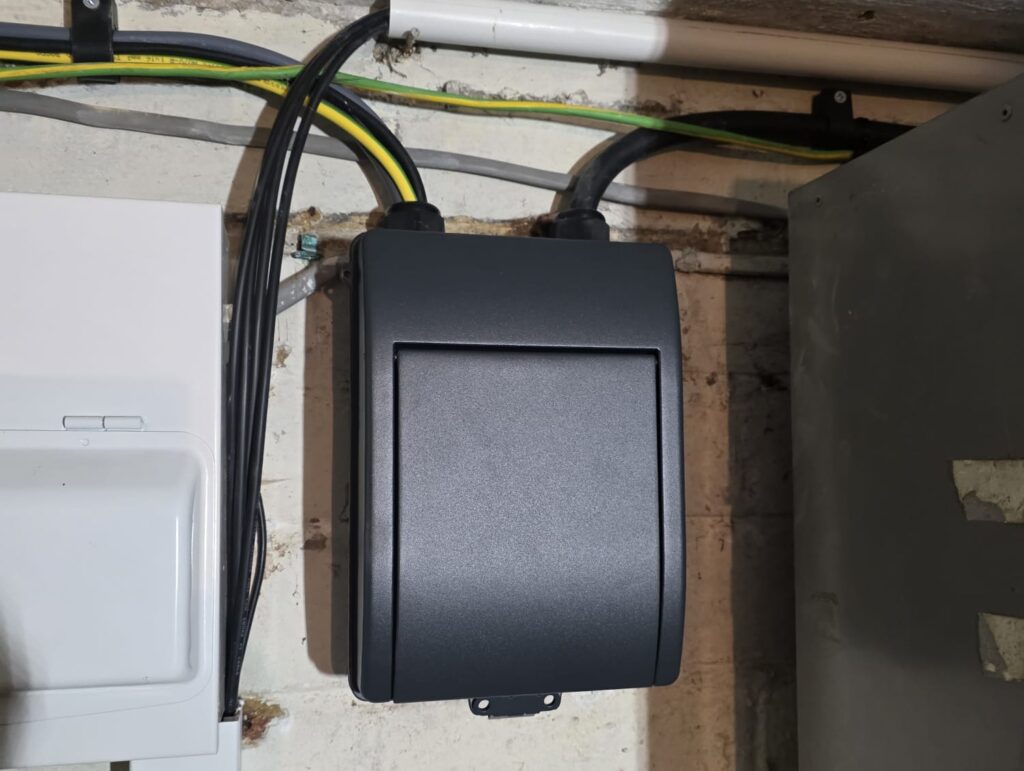 Ohme ePod smart home EV charger installed in Kettering